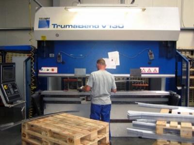 Листогибочный пресс  Trumpf, Trumabend V 130T x 3000mm CNC (вид сверху) 